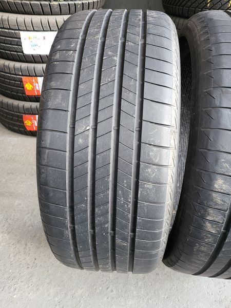 255/40/21 BRIDGESTONE 2бр