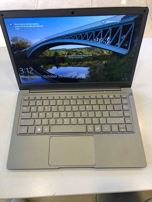 Лаптоп Ultrabook Jumper EzBook X3,