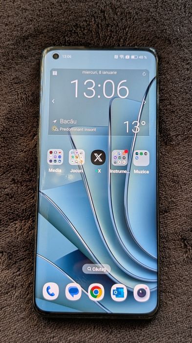 One Plus 10 Pro 12/256 G