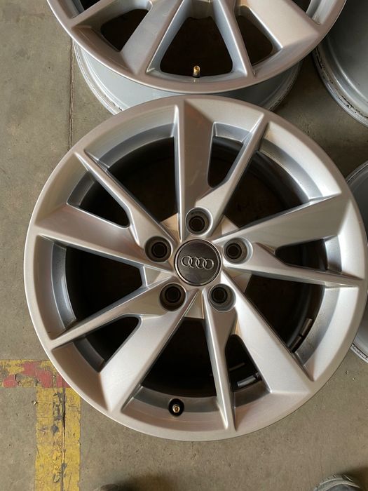 Jante 16 Originale Audi A1, A2, A3, A4, A6, Vw Passat, Golf, Touran