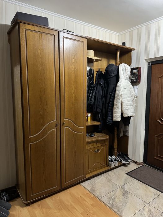 Шкаф для прихожей