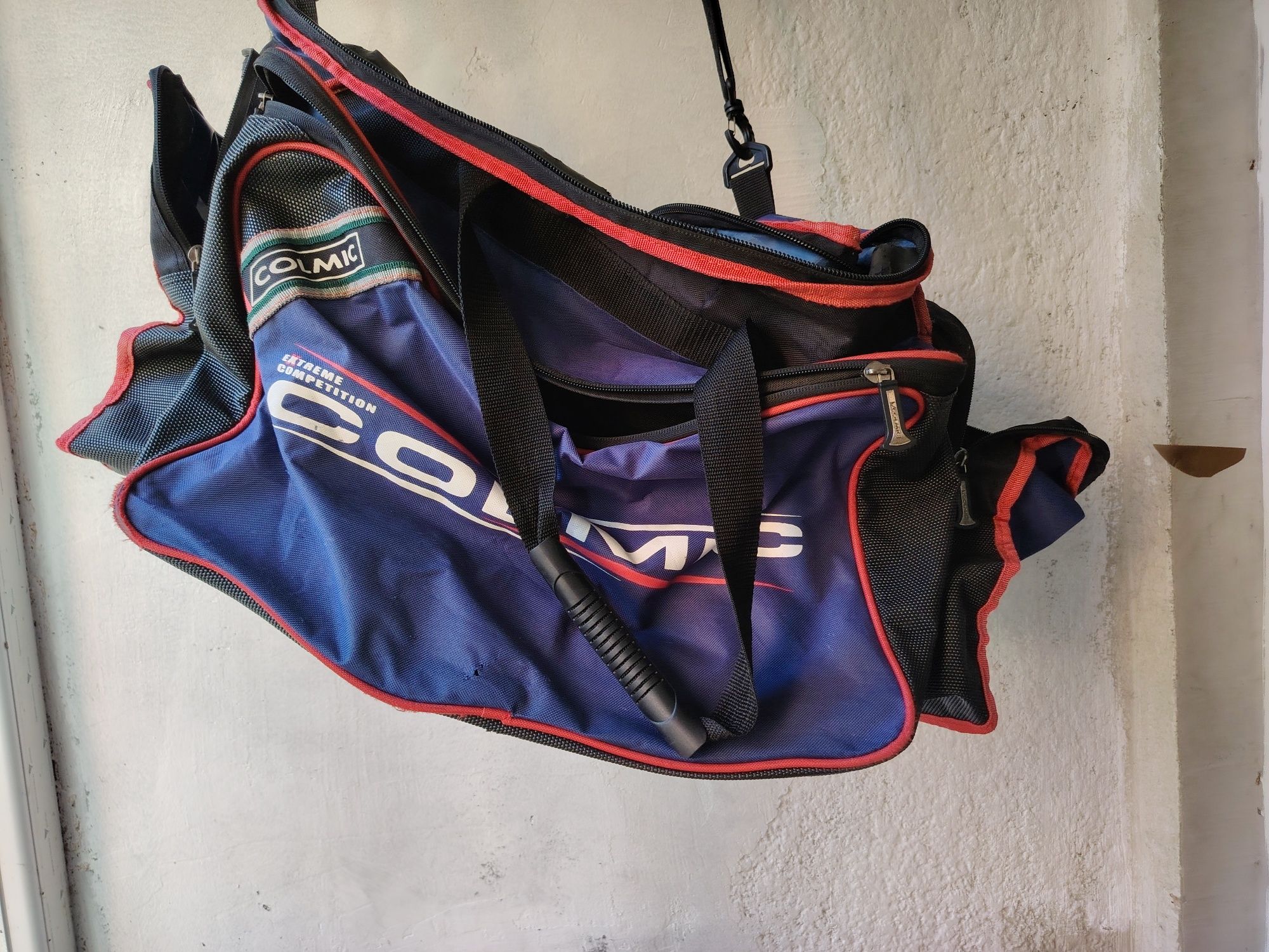 Vând accesorii pescuit, camping