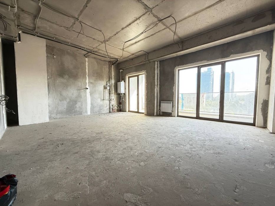 Продается Коробка Tashkent citi Жк Gardens Residence