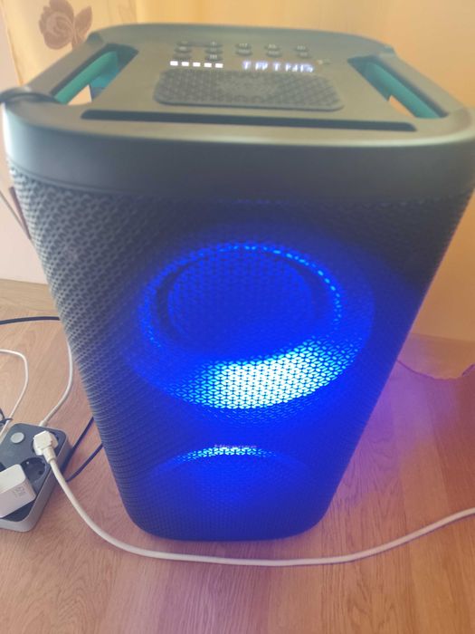 Boxa hisense party roker one