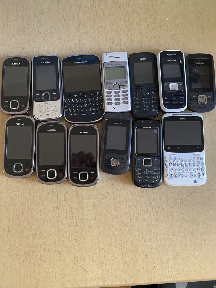 Vand lot de telefoane