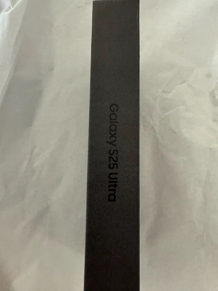 Samsung Galaxy S25 Ultra Чисто Нов! Неотварян!
