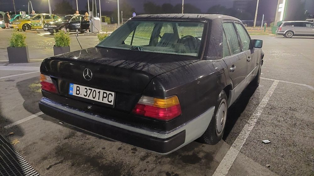 Mercedes 124 200