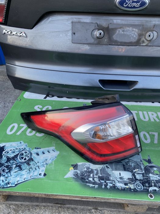 Stop stânga  caroserie Ford Kuga 2017