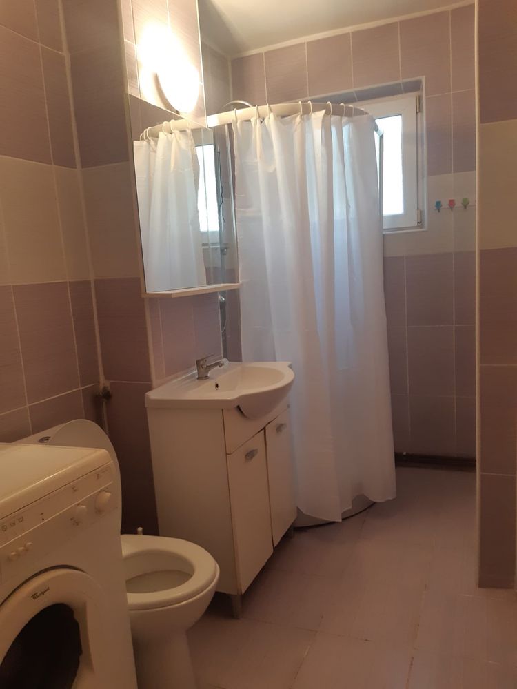 Apartament 2 camere decomandat,etaj 3 Radu Negru