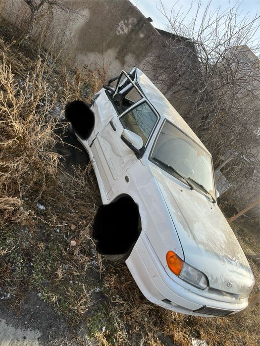 Продам ваз 2114 в аварийном состояний