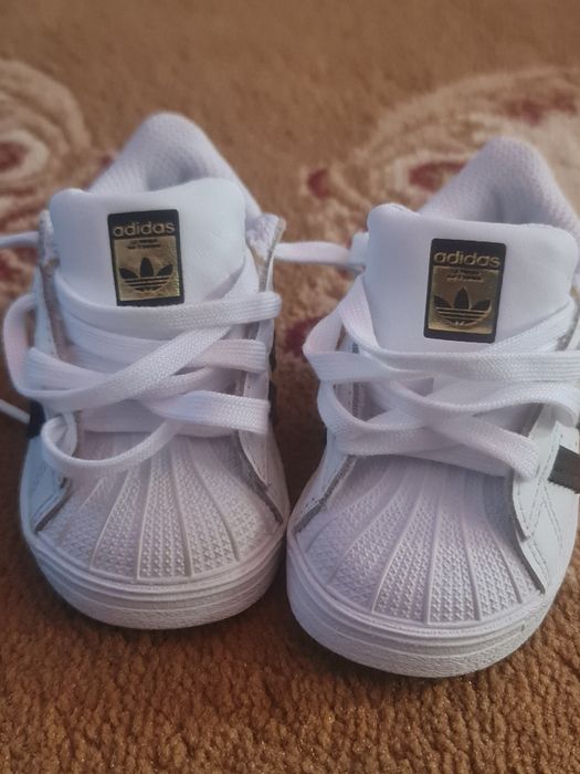 Adidasi + papuci de casa(25)cadou