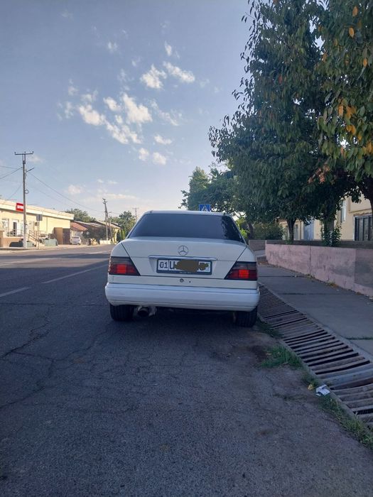 Mercedes 124 sotiladi arendaga beriladi