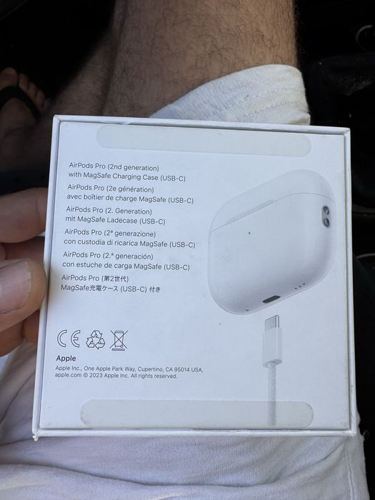 Vand casti airpods pro 2 cu USB C