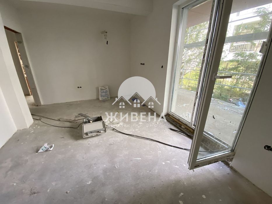 Продава се Двустаен апартамент в Варна, Бриз - 77 кв.м за 2572 €/кв.м - Снимка #6