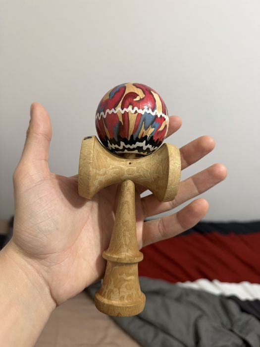 Kendama Naked Plasticity Krom