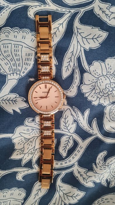 Vand ceas Fossil,Michael Kors si Geanta Valentino.
