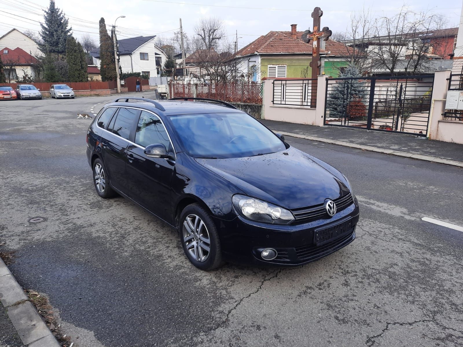 Golf 6.   1.6 TDI  Recent adus full dotări