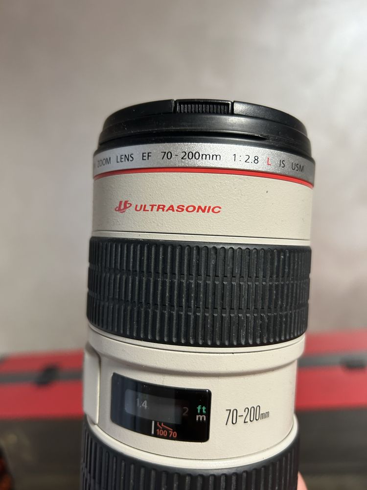 Obiectiv Canon 70-200 1:2.8 LIS USM