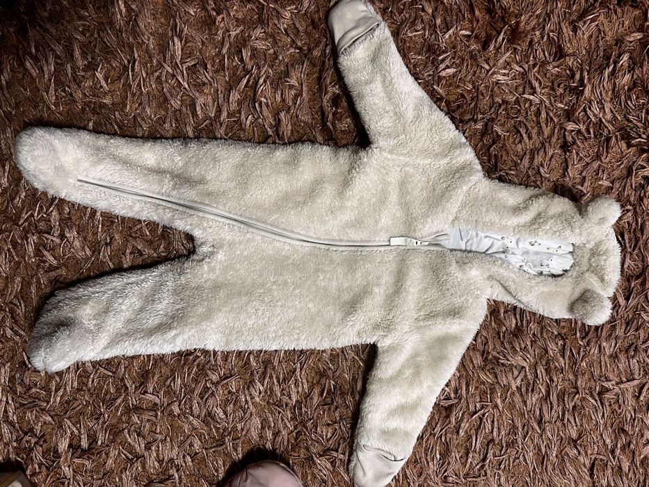 Продам комбенизон для девочки