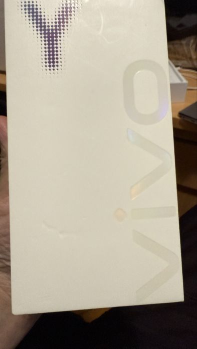 Сотовый телефон VIVO Y35 новый