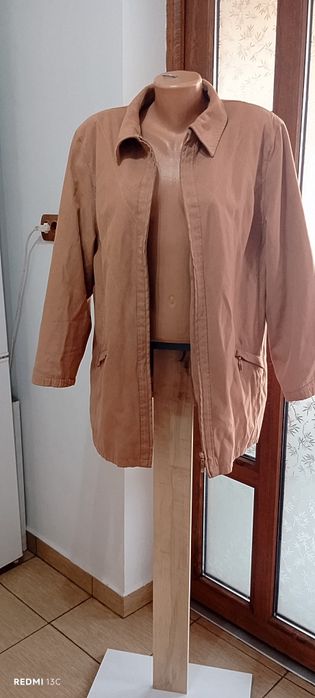 Geaca damă mărimea 46 culoarea piersicii