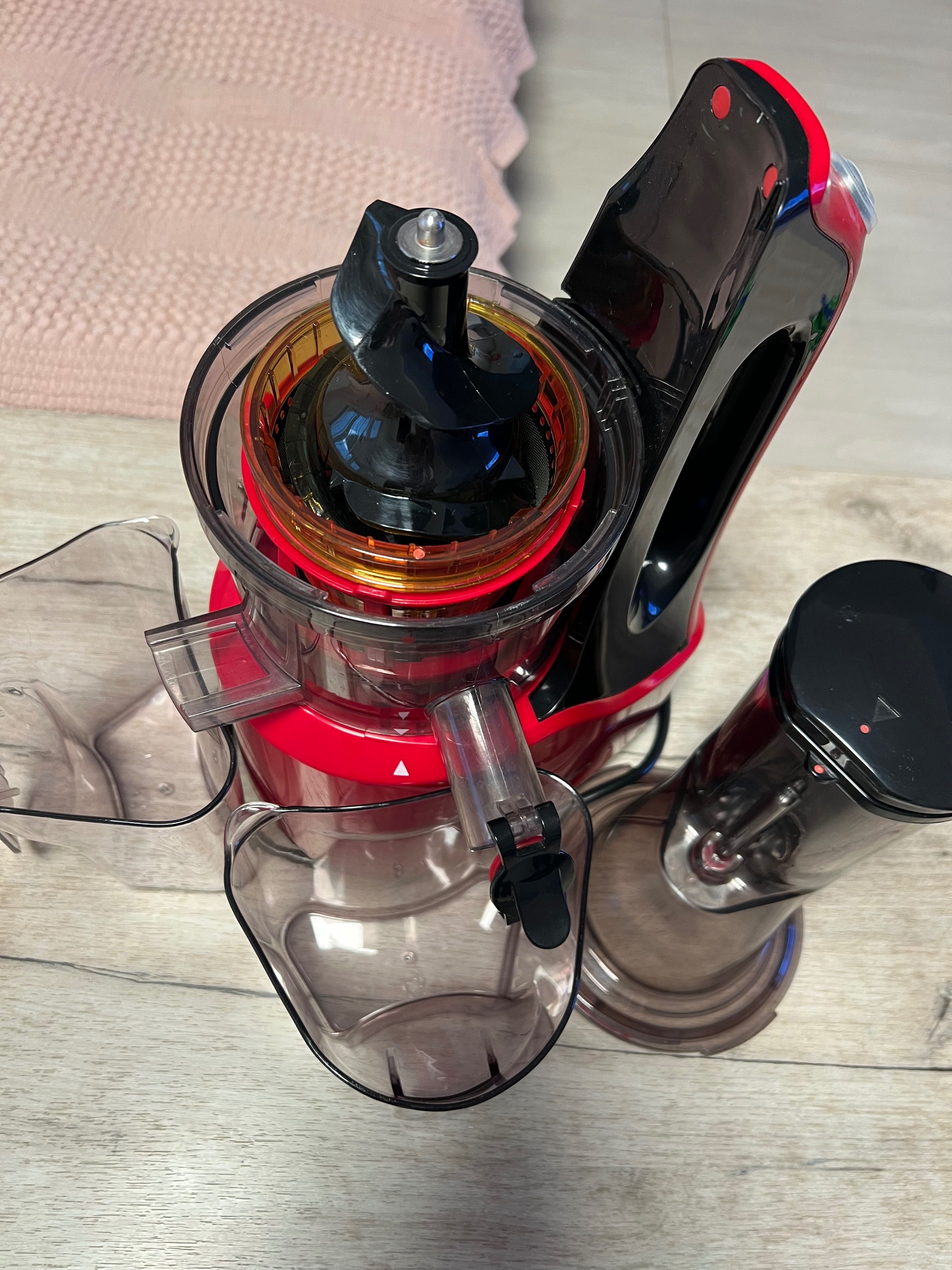 Storcator de fructe si legume, cu melc, Oursson 240 W