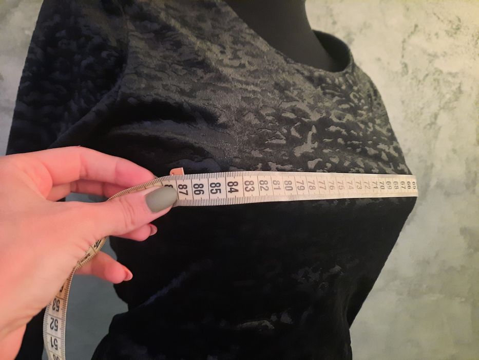 Rochie catifea neagră