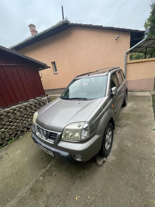Vând Nissan X Trail 2.2 Dci
