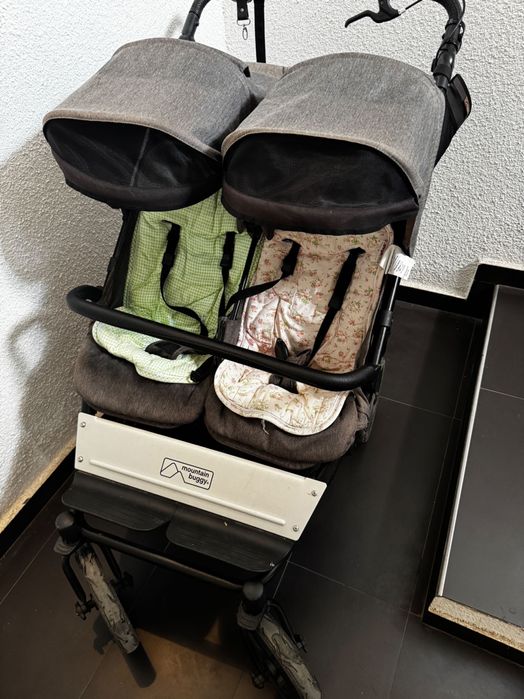 Бебешка количка за близнаци  Mountain Buggy Duet V3 Luxury