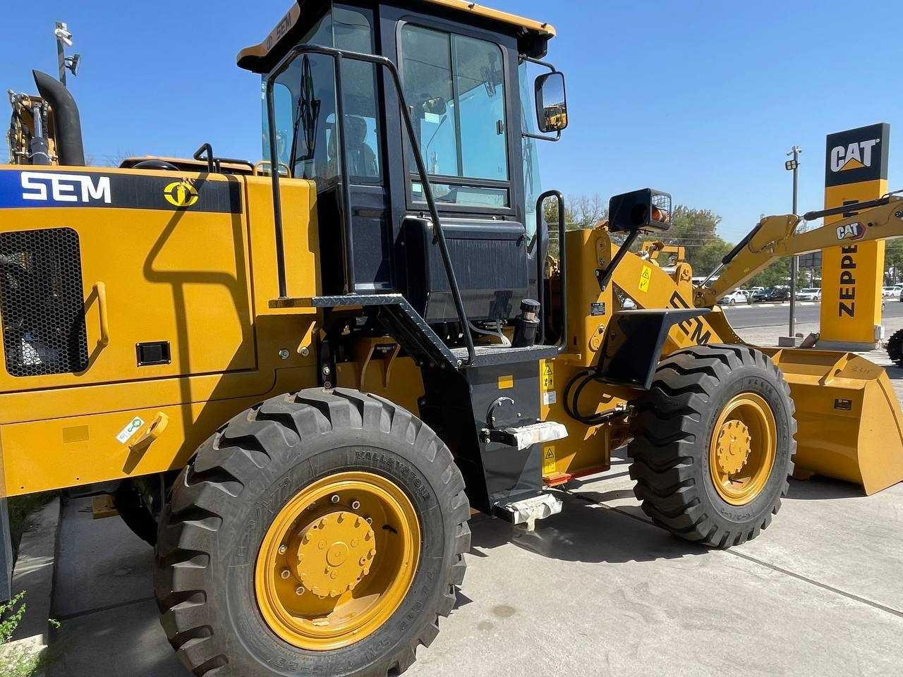 Фронтальный погрузчик SEM636D 2,0m3