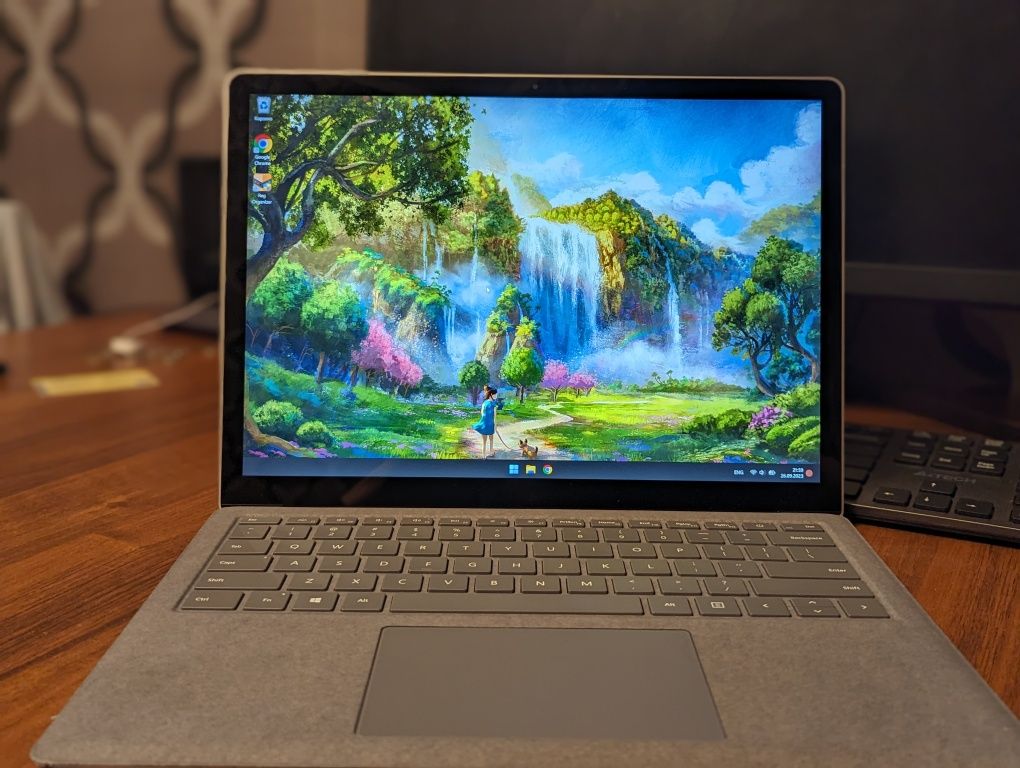 Surface laptop 3 core i5-1065g7