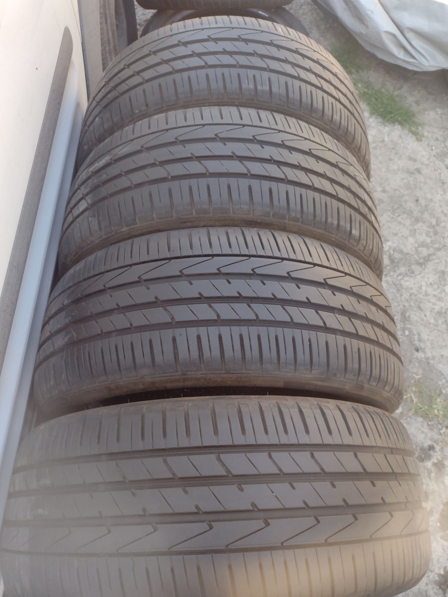 Перфектни 4бр.235/50/19 Hankook S1 evo2 suv dot4320
