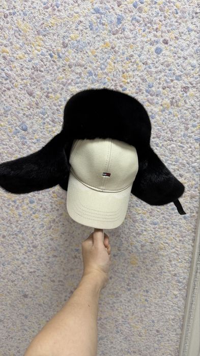Продам новую шапку-ушанку унисекс норка /кожа