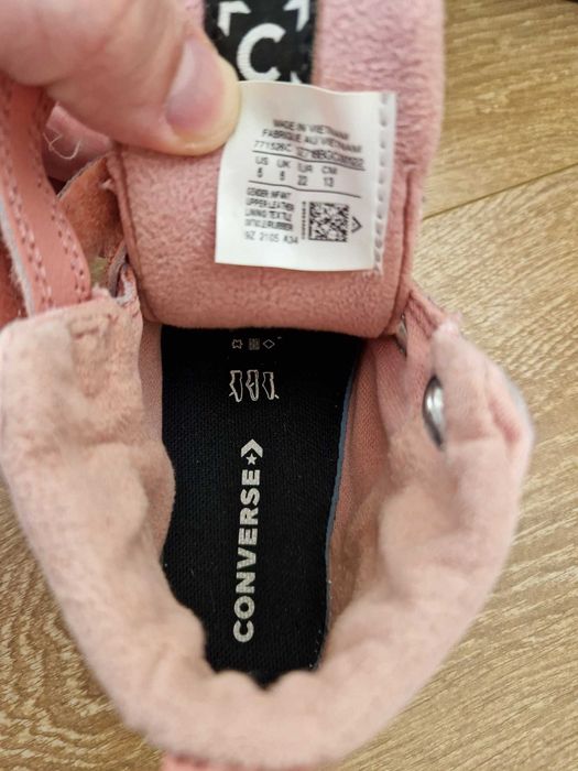 Eсенни високи детски обувки - CONVERSE - номер 22