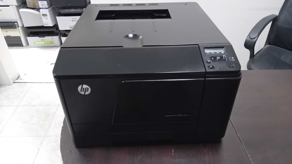 Перфектен! Цветен лазерен принтер HP Laser Jet Pro 200 Color M251n