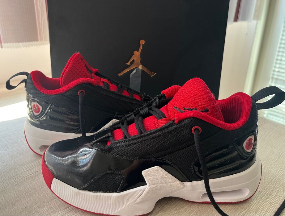 Nike Jordan Aura Max 6, размер 36,5