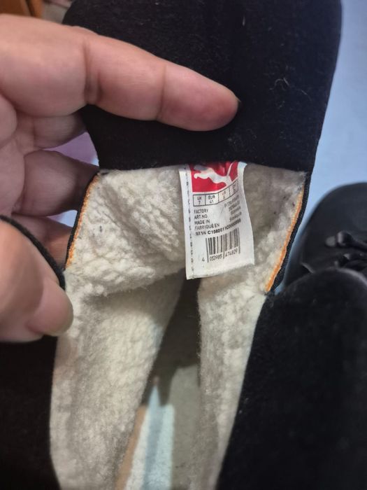 Vând ghete puma goretex îmblănite.