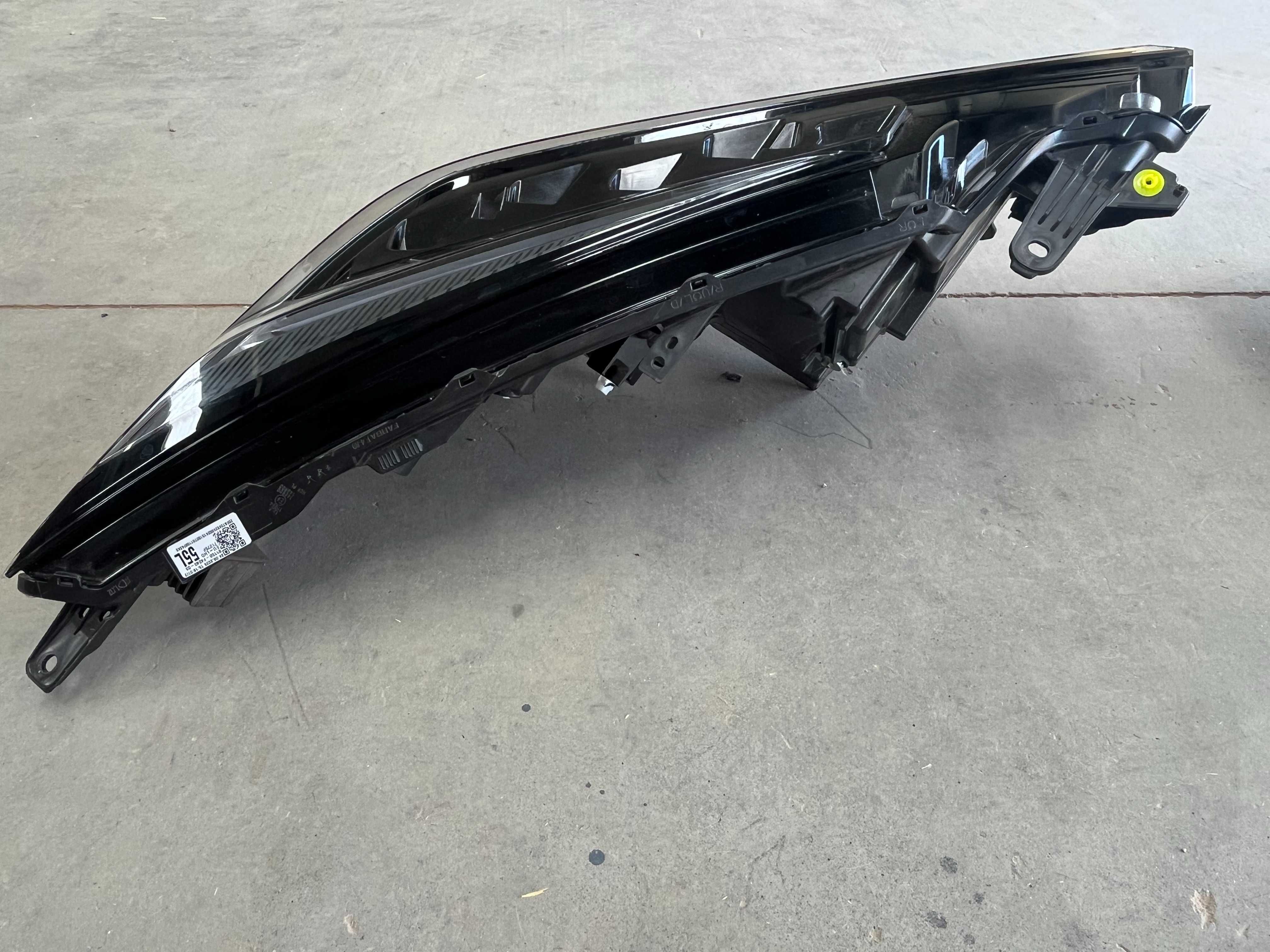 Фарове Ляв и Десен LED TOYOTA C-HR 2023-2025