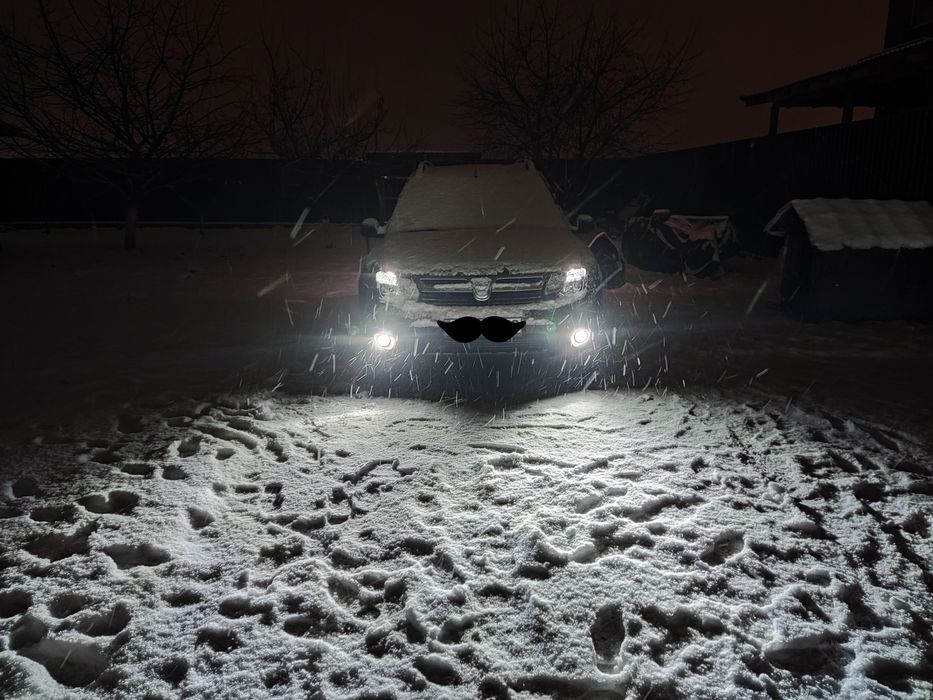 Becuri Led Leduri auto H1 H4 H7 H8 H9 H11 H16 HB3 9006 HB4 9012 hir2