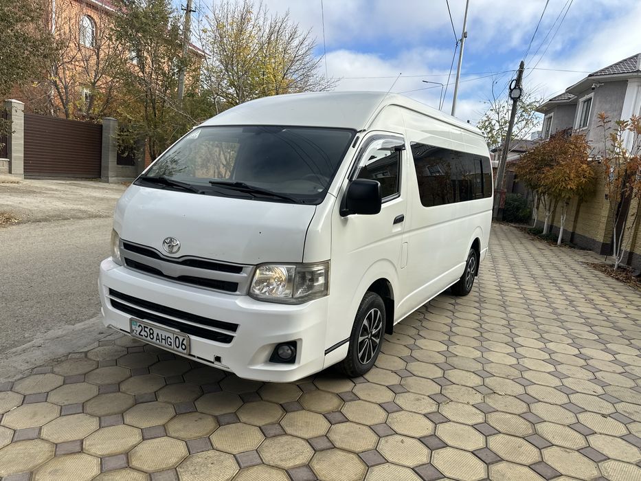 Сдам в аренду Тойета хайс 13+1 мест