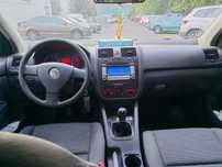 Volkswagen Golf 5 Benzina MPI , Proprietar