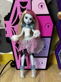 Papusa monster high abbey ghouls rule