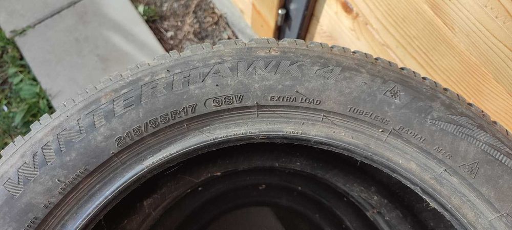 Vand 4 anvelope de iarna Firestone WinterHawk 4 215/55R17 98V