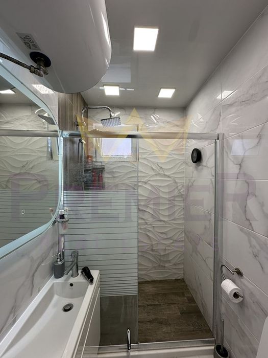 Дава се под наем Тристаен апартамент в Варна, Левски - 86 кв.м за 816 € - Снимка #11