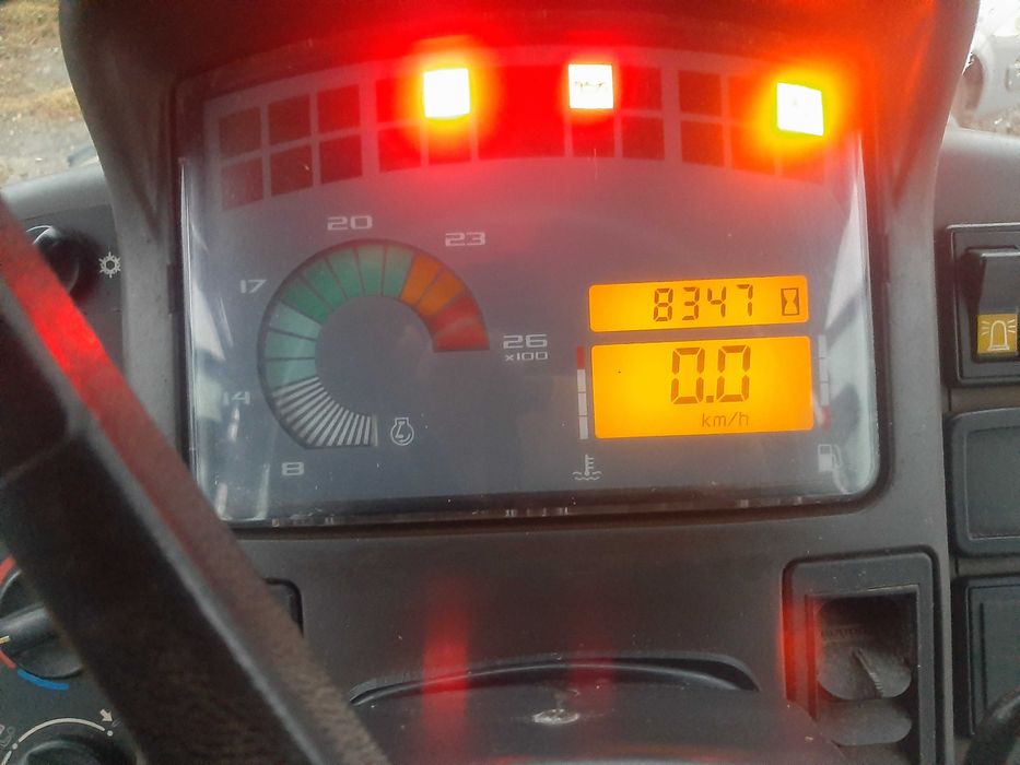 Vand sau schimb tractor Renault Ares 620