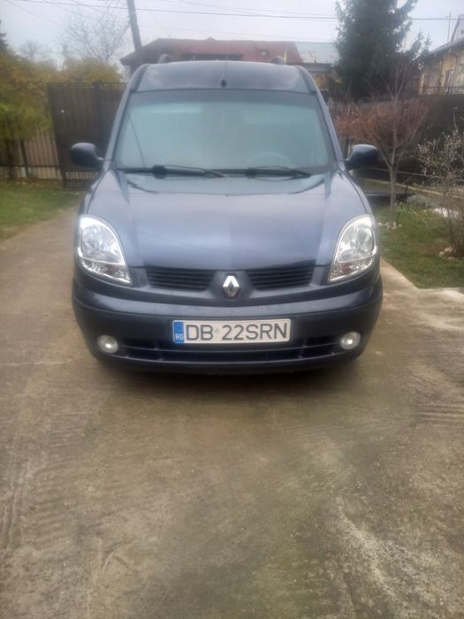 Vând Renault kangoo
