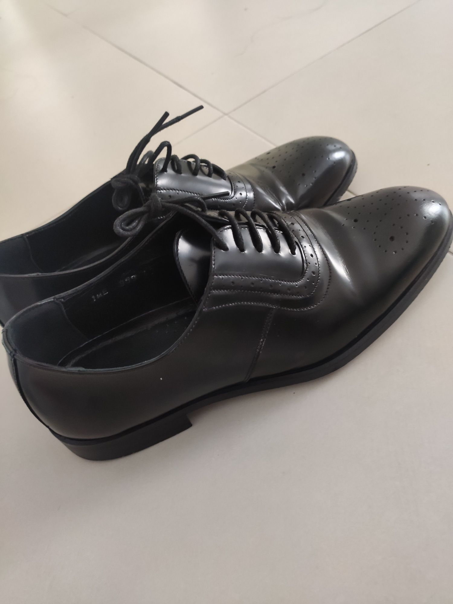 Pantofi piele barbati marime 43