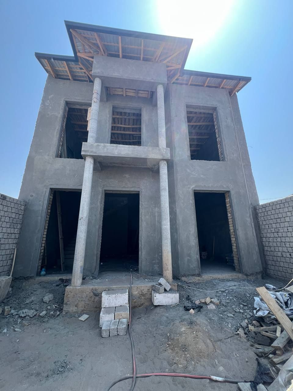 Beton quyish/fundament/uy qurish xizmatlarini juda tez sifatli bajarmz