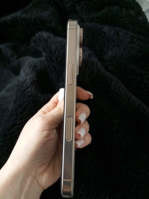 iphone 16 pro КАТО НОВ!!