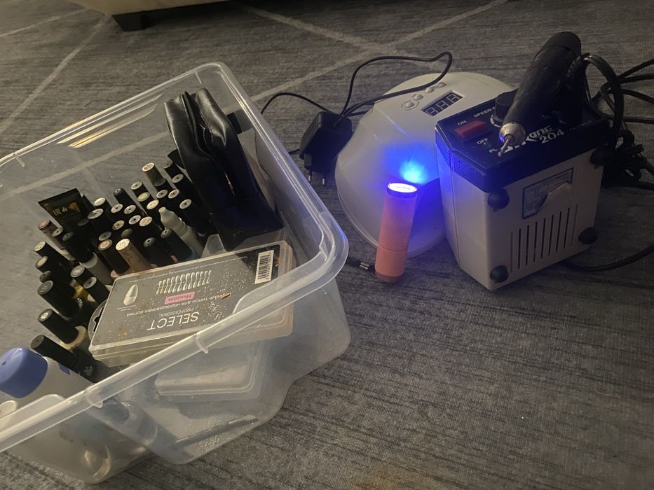 Продам маникюрный набор